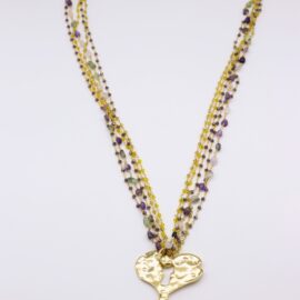 Collana Rosario Key Almala sui toni del giallo e viola con grossa ciondolo in ottone a forma di chiave realizzato a mano