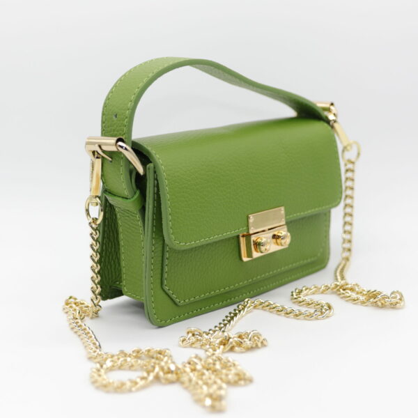 #Bag Femme Rouge color verde. Borsetta da giorno