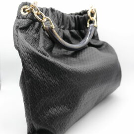 Borsa in pelle di vitello nera futura bag by almala