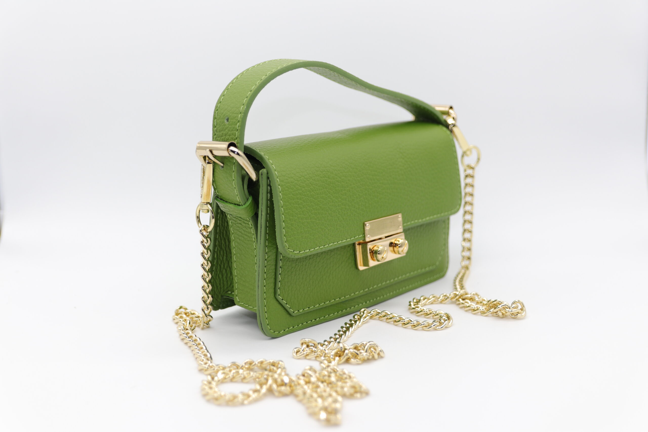 #Bag Femme Rouge color verde. Borsetta da giorno