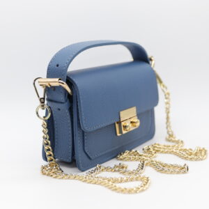 #Bag Femme Rouge color cielo. Borsetta da giorno